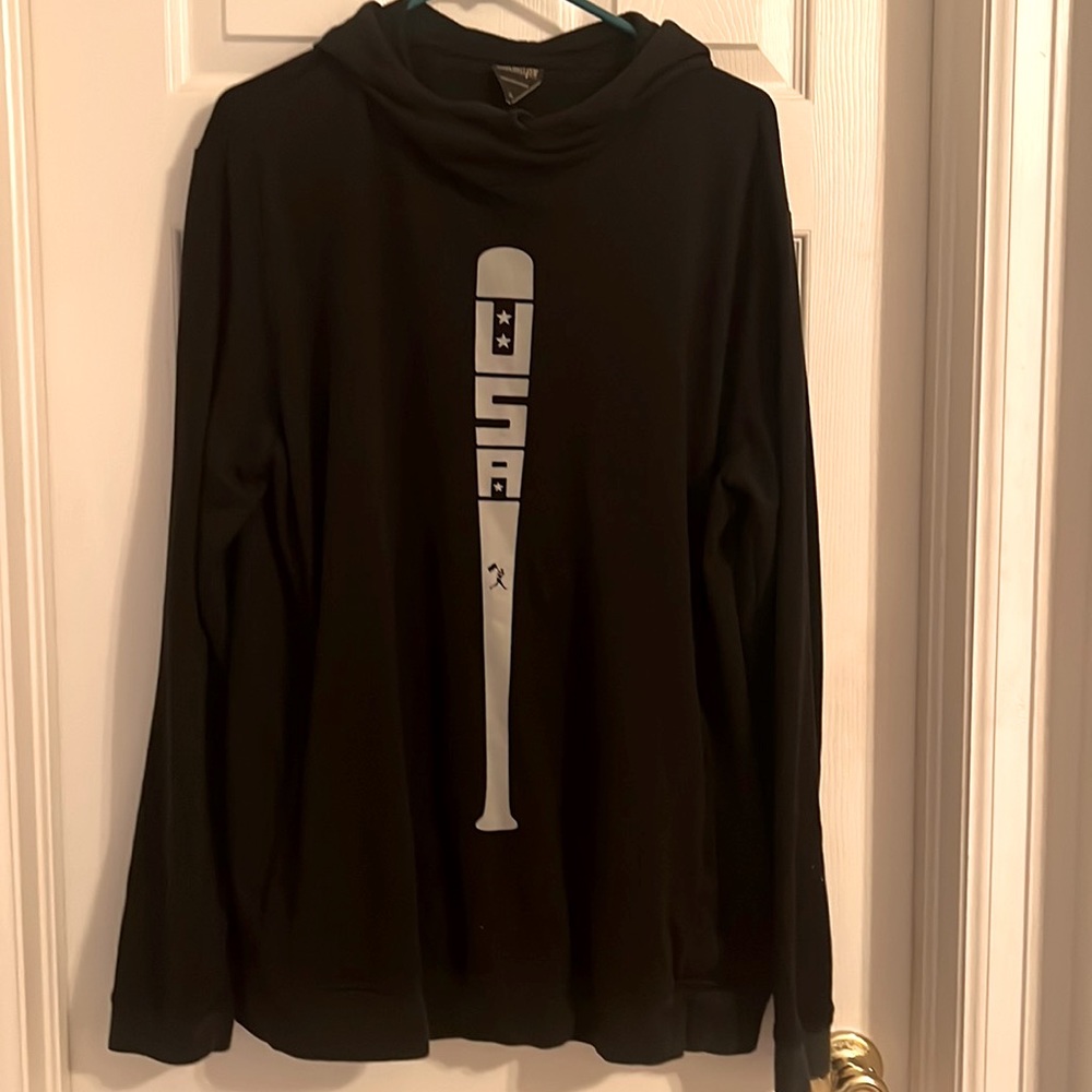 Men’s sweatshirt